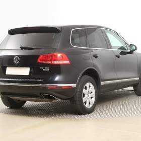 Foto inzerátu Volkswagen Touareg 3.0 TDI