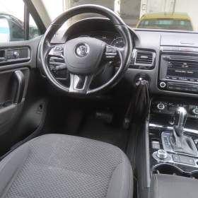 Foto inzerátu Volkswagen Touareg 3.0 TDI