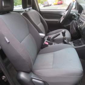 Foto inzerátu Toyota Rav4 2.0 D-4D