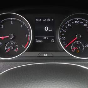 Foto inzerátu Volkswagen Golf 2.0 TDI