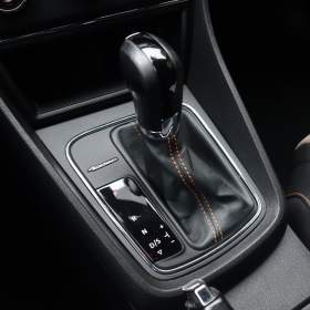 Foto inzerátu Seat Leon 2.0 TDI FR