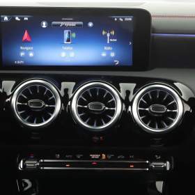 Foto inzerátu Mercedes CLA 200