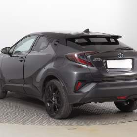 Foto inzerátu Toyota C-HR 1.8 Hybrid