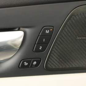 Foto inzerátu Volvo XC60 B5