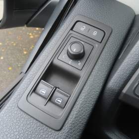 Foto inzerátu Volkswagen Transporter 2.0 TDI