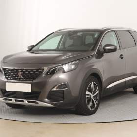 Foto inzerátu Peugeot 5008 PureTech 130
