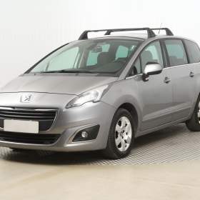 Foto inzerátu Peugeot 5008 1.6 HDi