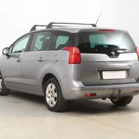 Foto inzerátu Peugeot 5008 1.6 HDi