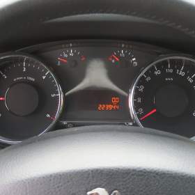 Foto inzerátu Peugeot 5008 1.6 HDi