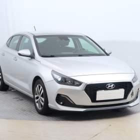 Hyundai i30 Fastback 1.0 T- GDI / 19609456
