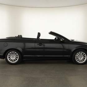 Foto inzerátu Volvo C70 D5