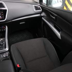 Foto inzerátu Suzuki SX4 S-Cross 1.4 BoosterJet