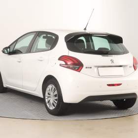 Foto inzerátu Peugeot 208 1.2 PureTech