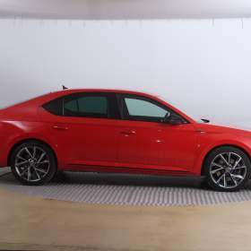 Foto inzerátu Škoda Superb 2.0 TSI