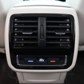 Foto inzerátu Volkswagen Passat 2.0 TDI