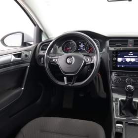 Foto inzerátu Volkswagen Golf 1.0 TSI