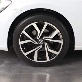 Foto inzerátu Volkswagen Golf 1.0 TSI