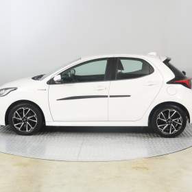 Foto inzerátu Toyota Yaris 1.5 Hybrid