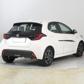 Foto inzerátu Toyota Yaris 1.5 Hybrid