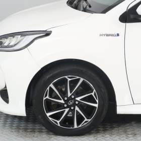 Foto inzerátu Toyota Yaris 1.5 Hybrid