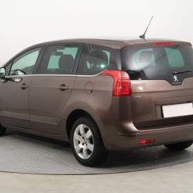 Foto inzerátu Peugeot 5008 1.6 BlueHDi