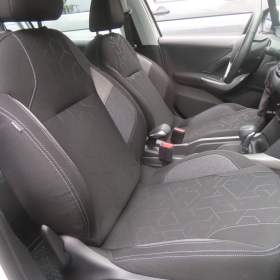 Foto inzerátu Peugeot 2008 1.2 PureTech