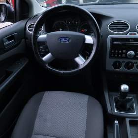 Foto inzerátu Ford Focus 1.6 16V