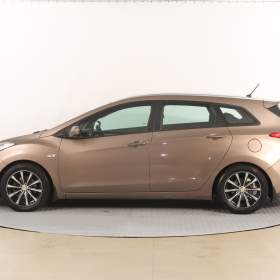 Foto inzerátu Hyundai i30 1.6 MPI