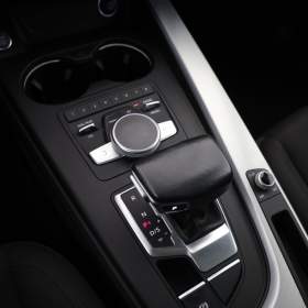 Foto inzerátu Audi A4 3.0 TDI