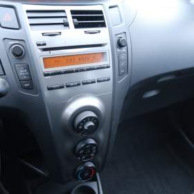 Foto inzerátu Toyota Yaris 1.33 Dual VVT-i
