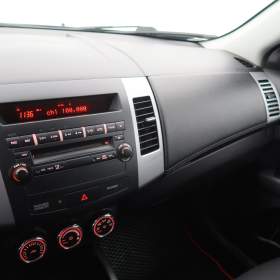 Foto inzerátu Mitsubishi Outlander 2.2 DI-D