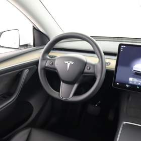 Foto inzerátu Tesla Model Y Long Range AWD 79kWh