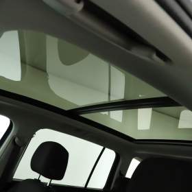 Foto inzerátu Volkswagen Touran 1.5 TSI