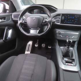 Foto inzerátu Peugeot 308 1.5 BlueHDi
