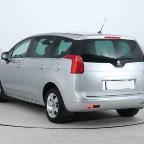 Foto inzerátu Peugeot 5008 1.6 BlueHDi