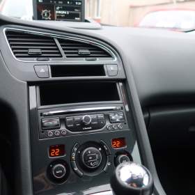 Foto inzerátu Peugeot 5008 1.6 BlueHDi