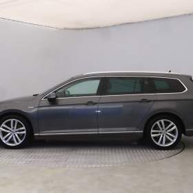Foto inzerátu Volkswagen Passat 2.0 BiTDI