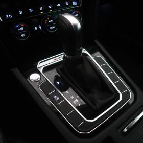 Foto inzerátu Volkswagen Passat 2.0 TDI