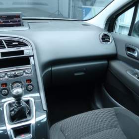 Foto inzerátu Peugeot 5008 1.6 HDi