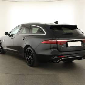 Foto inzerátu Jaguar XF D200 AWD