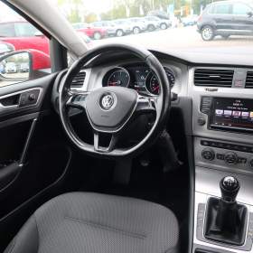 Foto inzerátu Volkswagen Golf 1.6 TDI