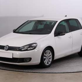 Foto inzerátu Volkswagen Golf 2.0 TDI