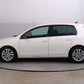 Foto inzerátu Volkswagen Golf 2.0 TDI