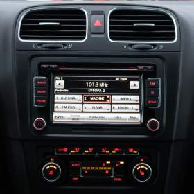 Foto inzerátu Volkswagen Golf 2.0 TDI