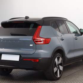 Foto inzerátu Volvo XC40 Recharge Twin Motor