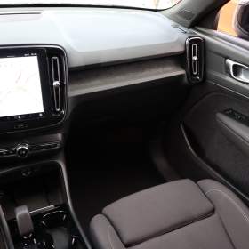 Foto inzerátu Volvo XC40 Recharge Twin Motor