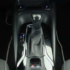 Foto inzerátu Toyota Corolla 2.0 Hybrid