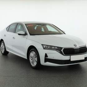 Škoda Octavia 1.5 TSI mHEV / 19613635