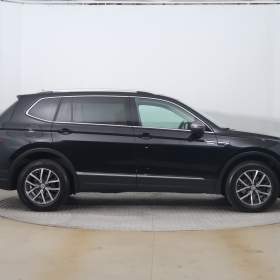 Foto inzerátu Volkswagen Tiguan Allspace 2.0 TDI