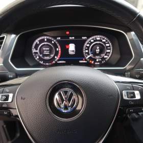 Foto inzerátu Volkswagen Tiguan Allspace 2.0 TDI